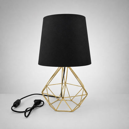 Abajur de mesa aramado com cúpula preta e base dourada - Vittara Decor