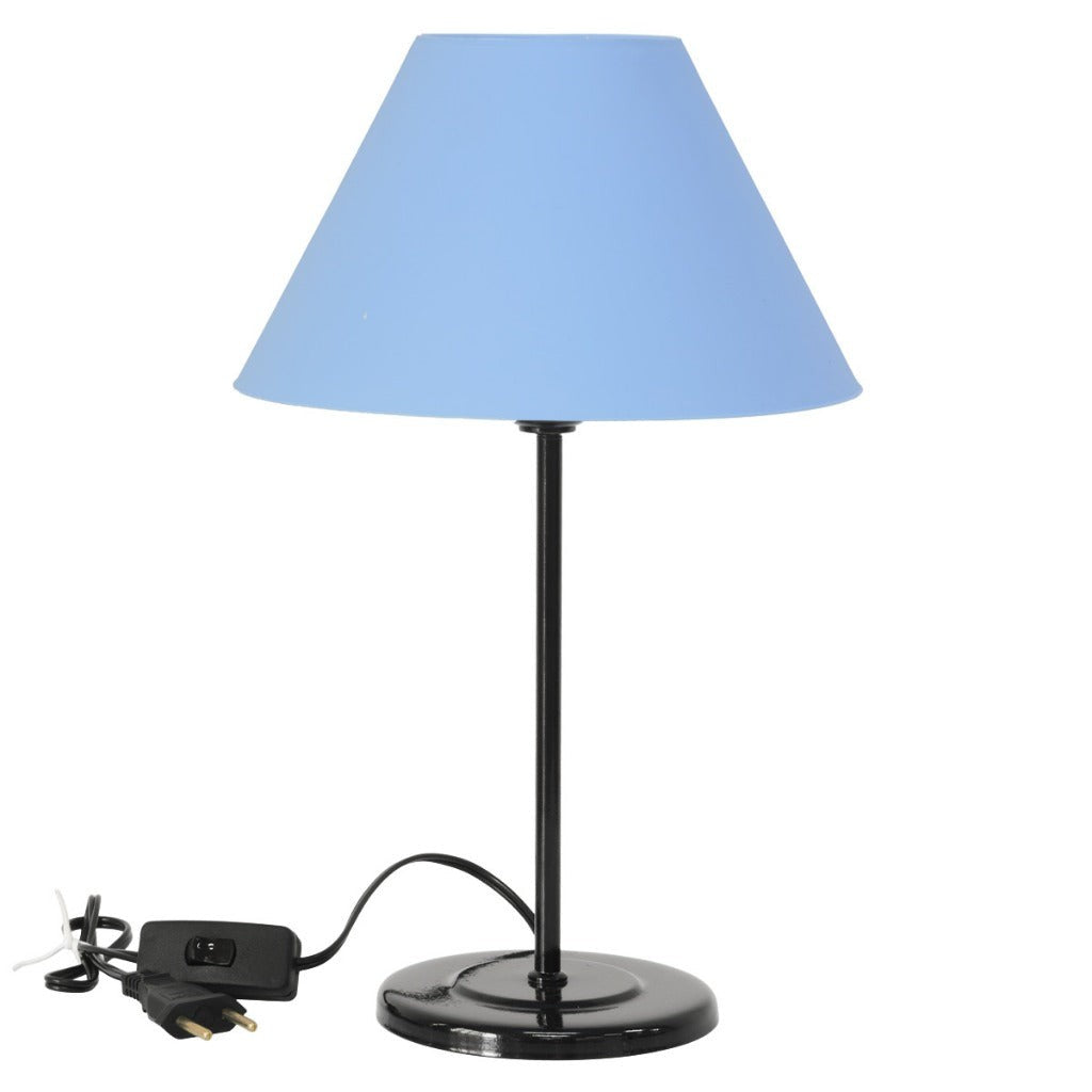 Abajur de mesa de ferro com cúpula azul e base preta - Vittara Decor