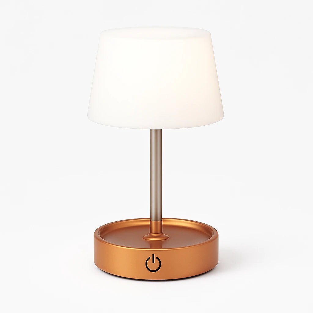 Abajur de Mesa LED Recarregável Sem Fio com Toque — fundo branco estúdio — Vittara Decor