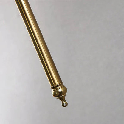 Arandela de Parede Retrô detalhe da ponteira ornamental inferior em metal dourado - Vittara Decor