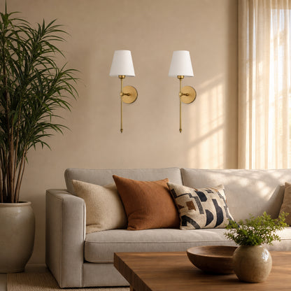 Kit 2 Arandelas de Parede Retrô Douradas em sala de estar contemporânea com sofá bege - Vittara Decor