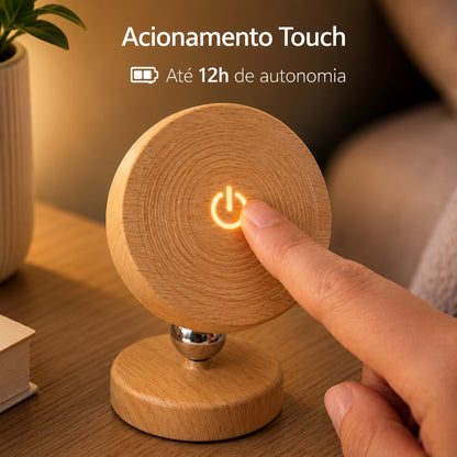 Acionamento touch da arandela LED com até 12 horas de autonomia - Vittara Decor