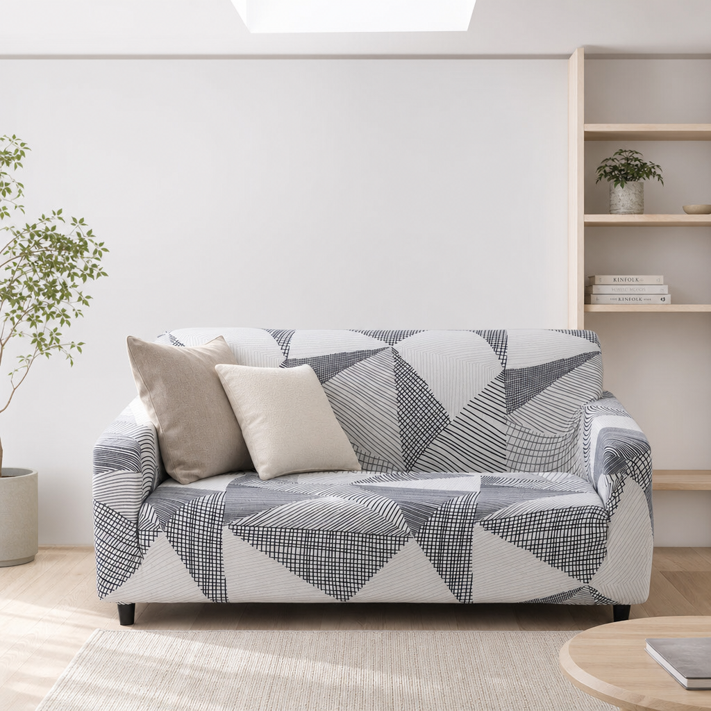 Capa de Sofá Elástica Estampada com padrão geométrico em sala estilo escandinavo minimalista - Vittara Decor