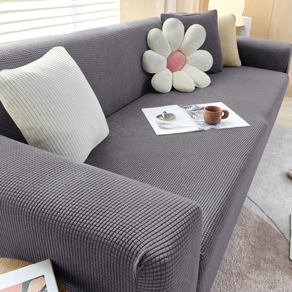 Capa de sofá ajustável em jacquard resistente compondo com almofadas - Vittara Decor