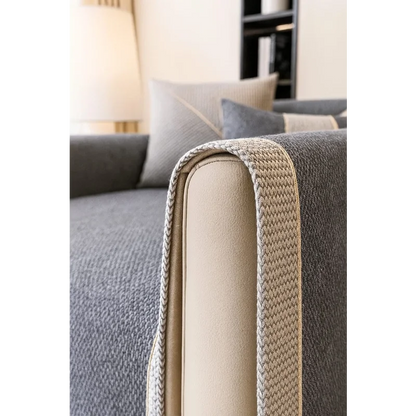 Detalhe da borda e fixação da Capa de Sofá Antiderrapante Cinza — Vittara Decor