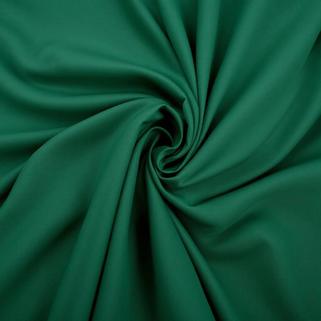 Capa de sofá Jacquard verde pinho dobrada fundo branco - Vittara Decor