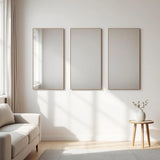 Espelhos decorativos adesivos em acrílico em composição vertical na sala - Vittara Decor