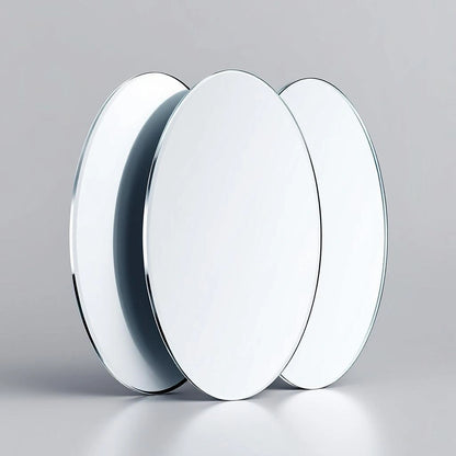 Espelhos decorativos adesivos em acrílico formato oval fundo branco - Vittara Decor