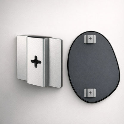 Suporte de parede com furo em cruz e verso do espelho com dois suportes - Vittara Decor