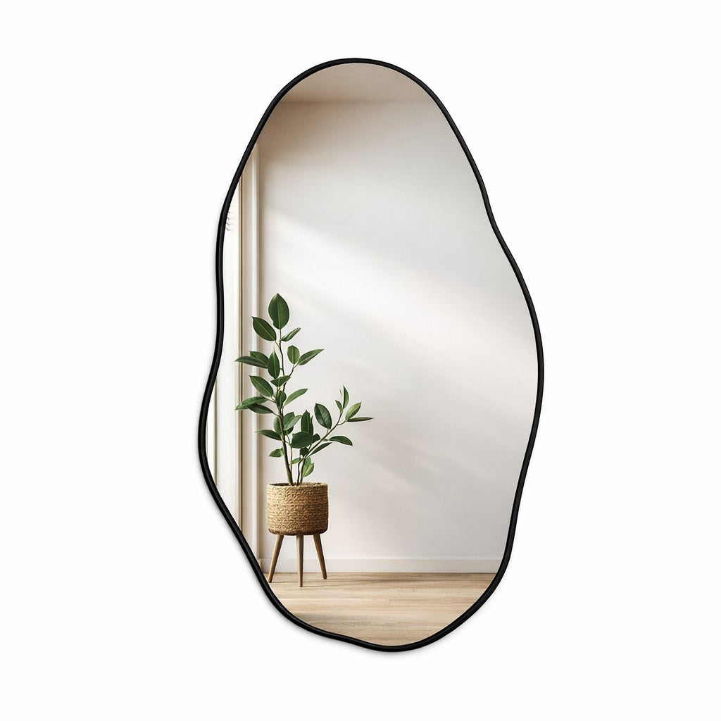 Espelho orgânico 80x50 cm com moldura fina preta na vertical, em fundo branco - Vittara Decor