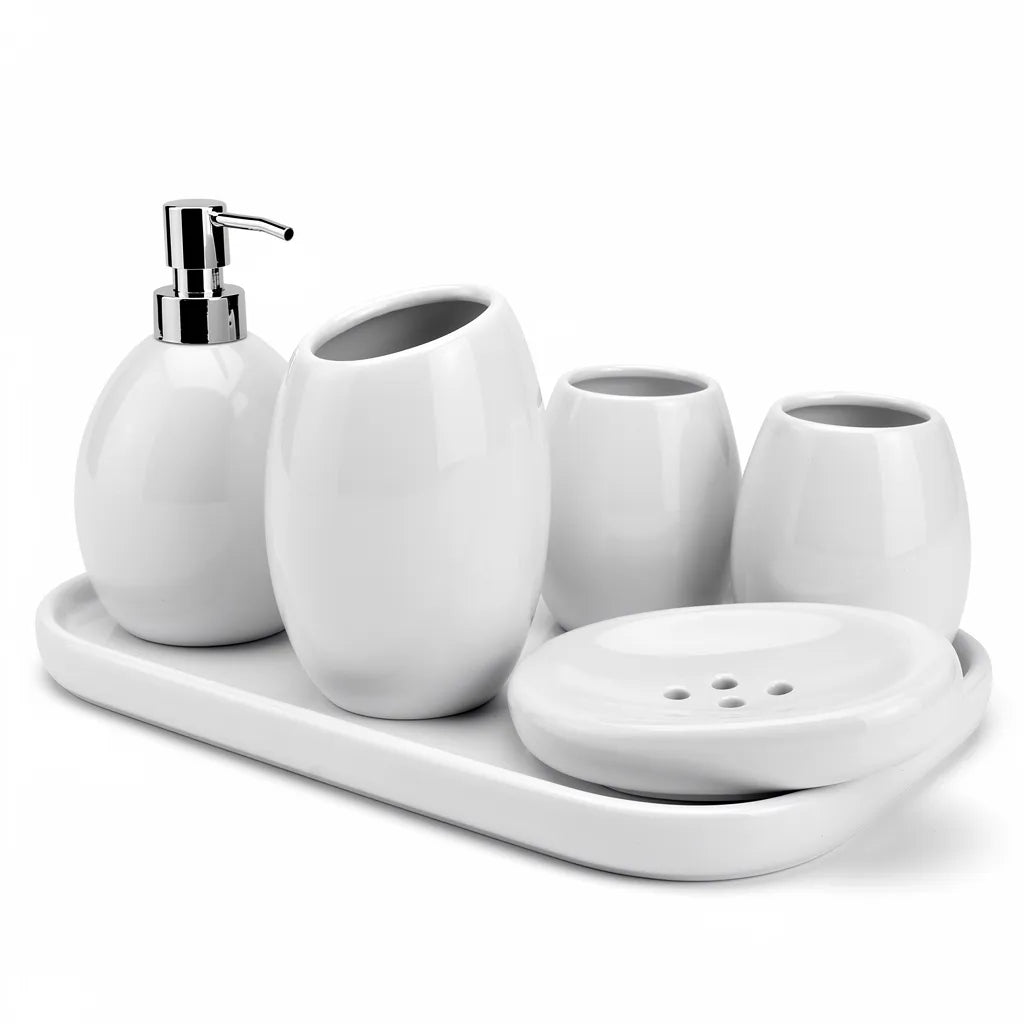 Vista lateral kit acessórios banheiro cerâmica 5 peças com silhuetas orgânicas — Vittara Decor