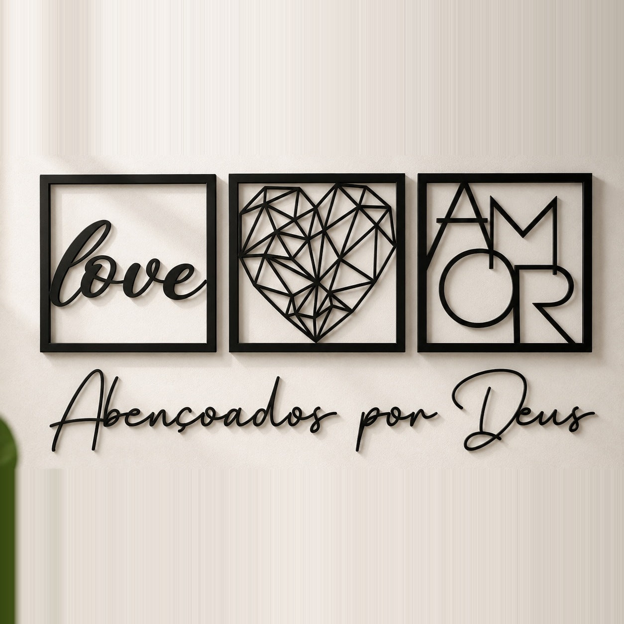 Detalhe do recorte a laser das três peças e da frase em MDF preto fosco - Vittara Decor