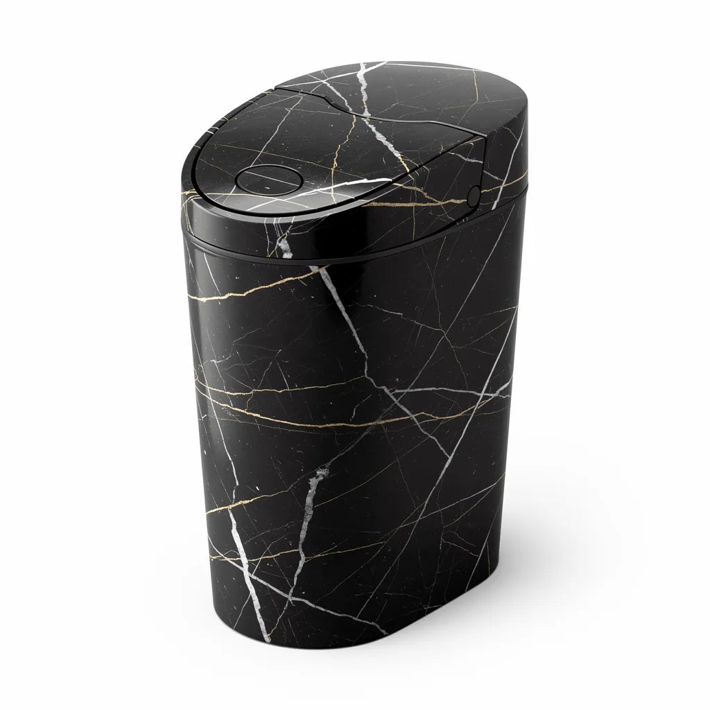 Lixeira multiuso com tampa design moderno mármore preto em fundo branco mostrando perfil oval slim e veios brancos - Vittara Decor