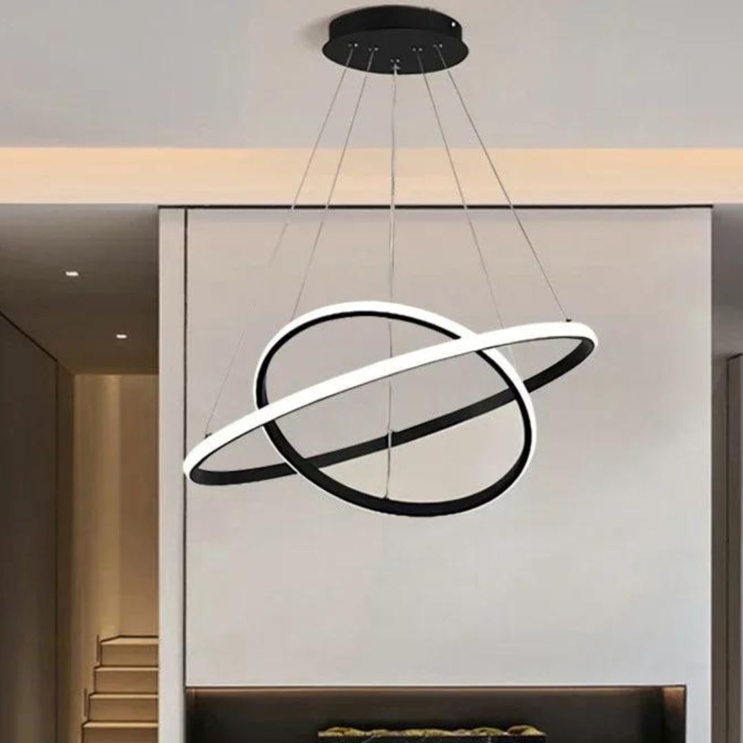 Lustre pendente circular de dois aneis pretos em hall com pe direito alto - Vittara Decor