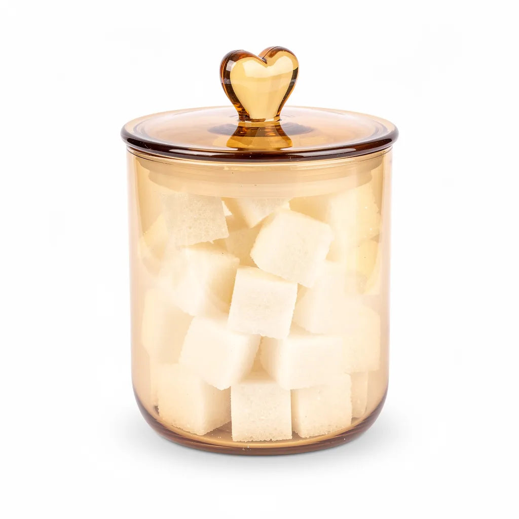 Pote de vidro hermético Pequeno 650ml com puxador coração fundo branco - Vittara Decor