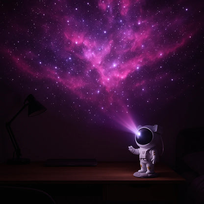 Projetor de galáxia astronauta projetando nebulosa roxa e estrelas em quarto jovem adulto - Vittara Decor